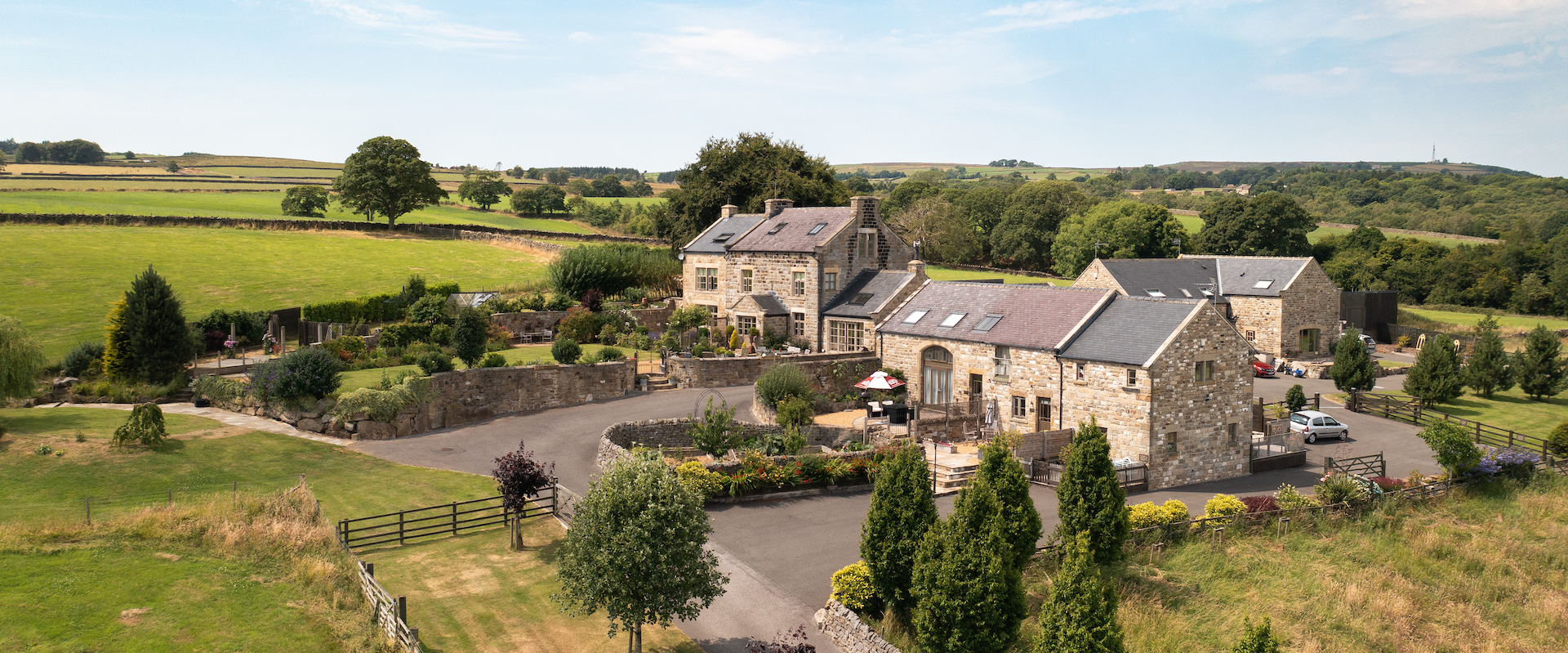 luxury holiday cottages