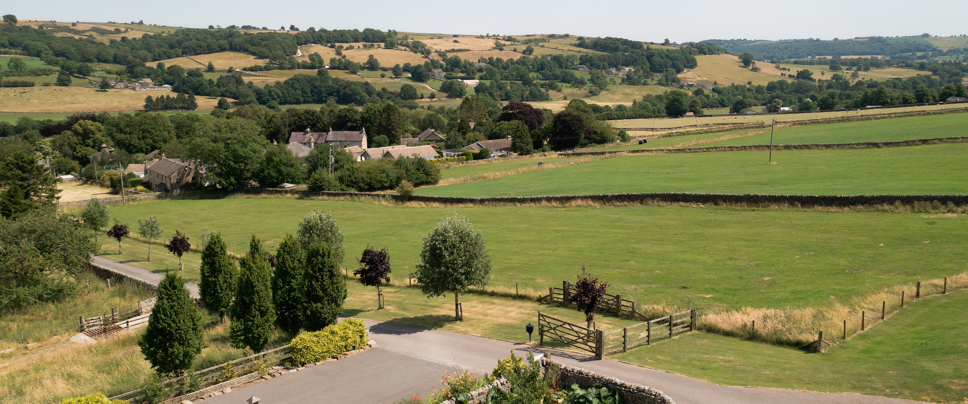 luxury holiday cottages